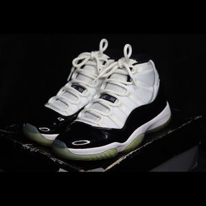 Air Jordan 11 Retro ‘Concord’(original box)